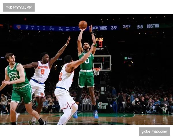 公牛力克国王取四连胜,NBA赛季初期黑马表现值得关注 公牛力克国王取四连胜,NBA赛季初期黑马表现值得关注